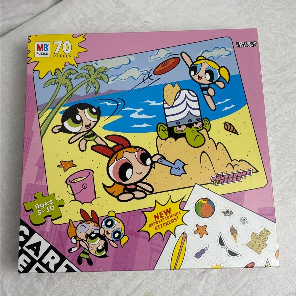 Vintage 2000 Power Puff Girls Jigsaw Puzzle and Star Tin Box Purse